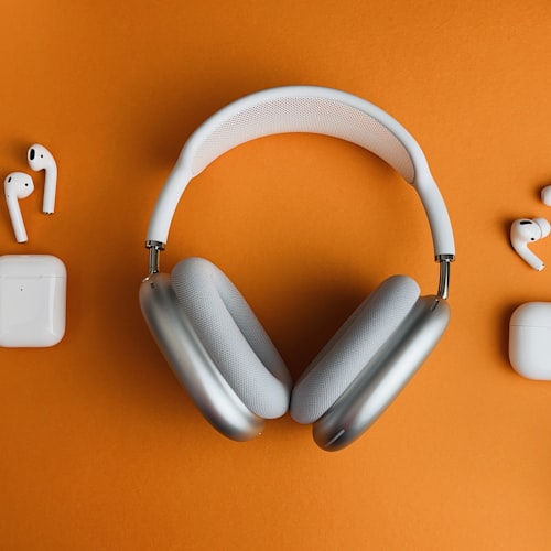 Tai nghe Sony WH-1000XM5